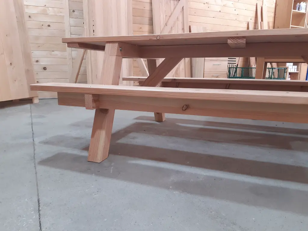 table douglas vue banc